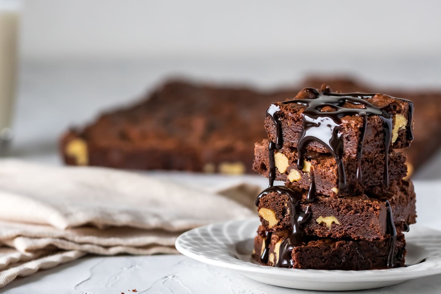 Brownie na talerzu.