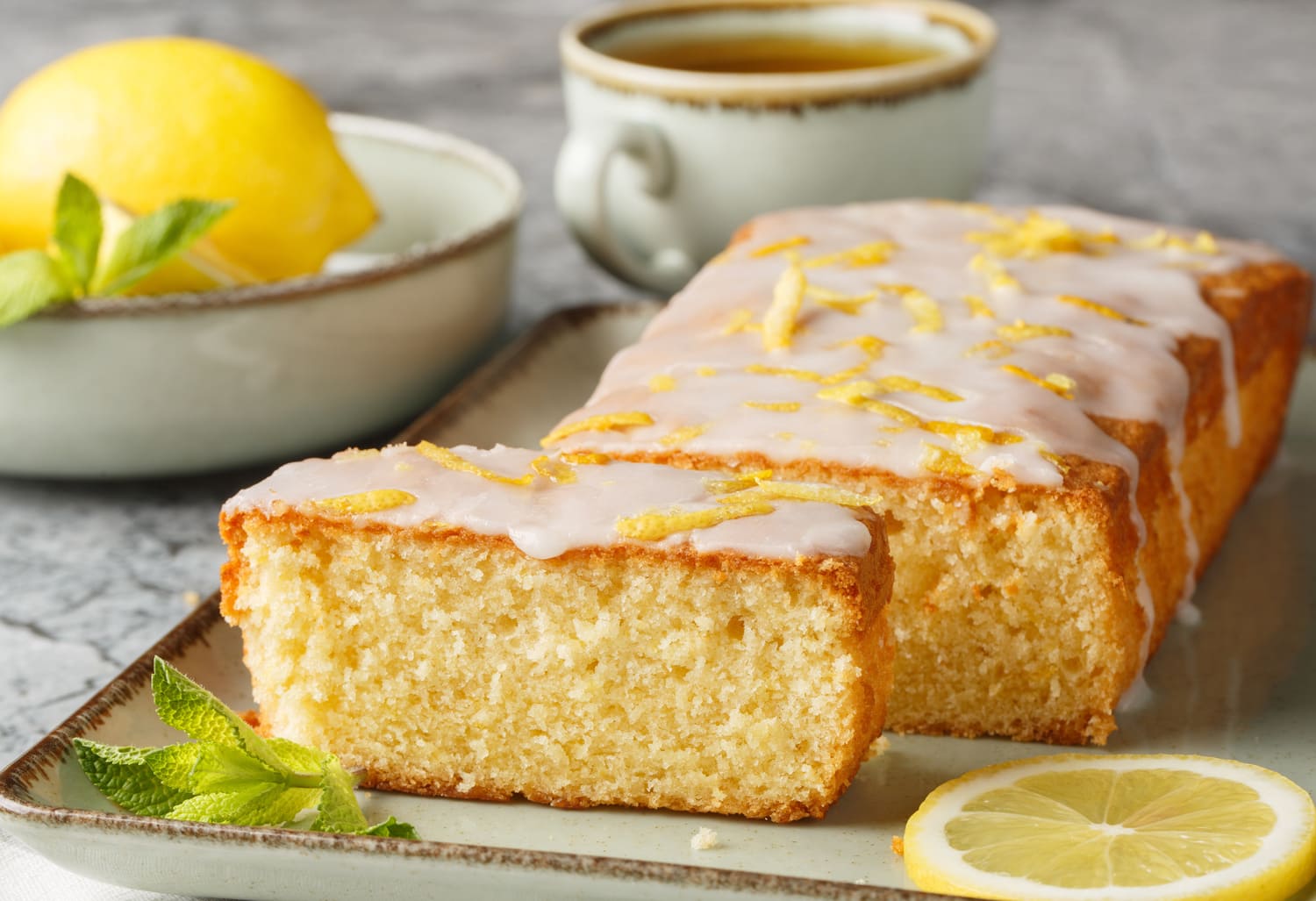 Cytrynowa babka zdjęcie podglądowe. 
