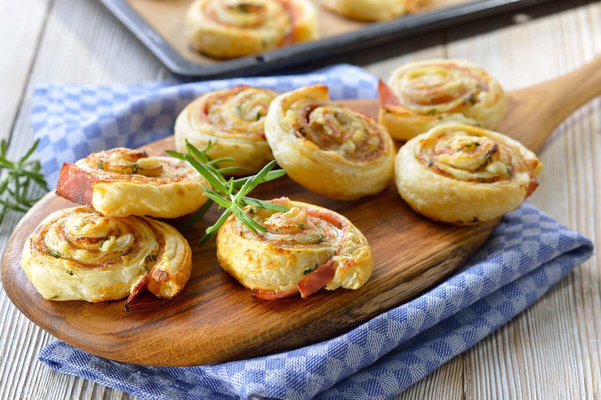 Przekąski z ciasta francuskiego/